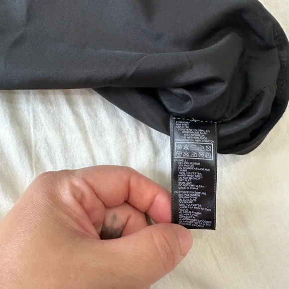 Forever 21 Black Strapless Top - Picture 4 of 8